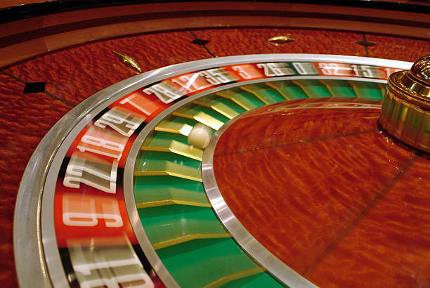 Live dealer table with English-speaking dealer and game overlay